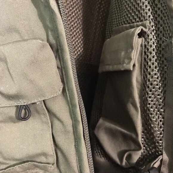 Field & Stream 20 Pocket Outdoor Utility Vest Men's M Fly Fishing Hiking Hunting - Picture 10 of 13